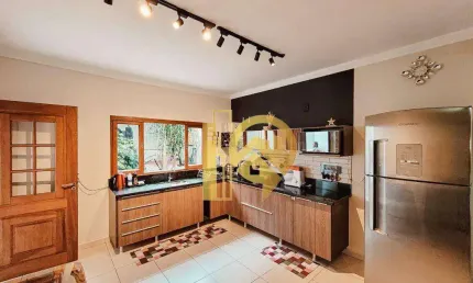 Casa com 3 dormitórios à venda, 190 m² - Villa Branca - Jacareí/SP