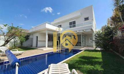 Lindo sobrado recém construído com  4 suítes e excelente acamento á Venda em Condominio - Pindamonhangaba/SP
