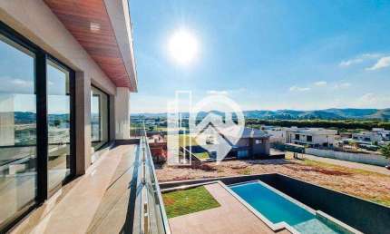 Casa com 4 suites  à venda - Urbanova - São José dos Campos/SP