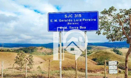 Belíssima fazenda de 80 alqueires  em área rural de sjcampos   (45 minutos)  do centro.