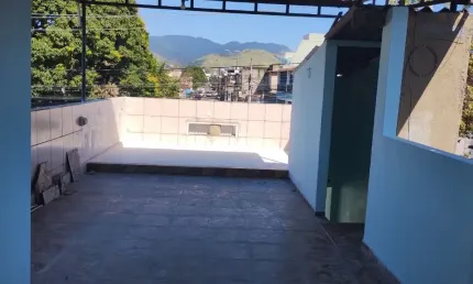 Casa com 2 quartos à venda na Rua Carlos Ribeiro da Costa, 428, Prata, Nova Iguaçu