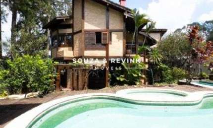 Casa à Venda com 3 súites em Aldeia da Serra -Morada dos Passaros