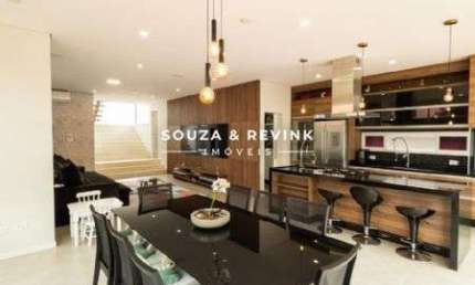 Casa à Venda em Santana de Parnaíba 3 suítes -Condominio Reserva Santa Anna