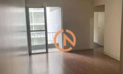 Apartamento reformado com dois quartos e dependencia completa de empregada ao lado do metro Mackenzie