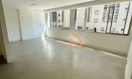 Apartamento 160m², 3 quartos (1 suíte), 1 vaga, recém-reformado