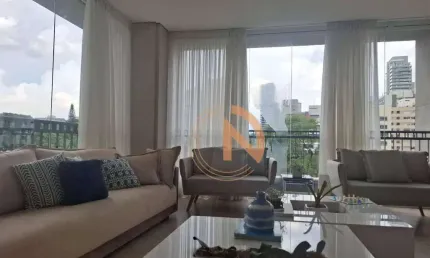 Apartamento de alto padrão com 3 suites e lazer completo em Moema