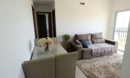 VENDE-SE Apartamento no Edifício Alvorada com as seguintes configurações: