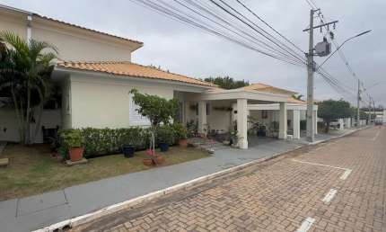 Casa em condomínio fechado com 3 quartos à venda na Rua dos Lírios, 120, Ribeirão do Lipa, Cuiabá, 250 m2 por R$ 1.580.000