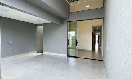 AQUELA CASA ESPAÇOSA,  AMPLA COM 3 DORMITORIOS E AREA GOURMET COM PISCINA NO FAIÇALVILLE ESTA AQUI !