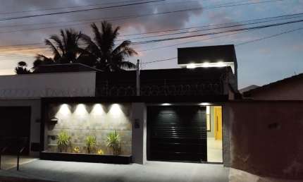 Casa com 3 quartos à venda na Avenida Moinho dos Ventos, Moinho dos Ventos, Goiânia, 126 m2 por R$ 680.000