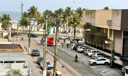 Amplo Apartamento de 2 dormitórios, mobiliado, vista mar, à venda em Guilhermina, Praia Grande/SP