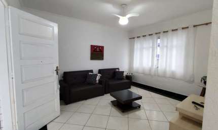 Apartamento AMPLO 1 dormitórios a apenas 150 metros do MAR no bairro Guilhermina, Praia Grande -SP.