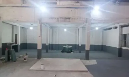 Galpão Comercial Para Locação em Praia Grande-SP, Bairro Ribeirópolis: 1 sala, 3 banheiros, 300m² de área. Venha Conferir!