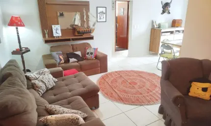 Apartamento à venda na Guilhermina, Praia Grande-SP: 2 quartos, 1 banheiro, 1 vaga, 67m² de área.