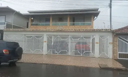 Imperdível: Casa de Condomínio à venda em Praia Grande-SP, Melvi! 2 quartos, 1 sala, 2 banheiros, 55,00 m² de área.