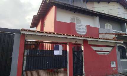 Aluguel de Casa na Aviação, Praia Grande-SP: 2 quartos, 1 sala, 2 banheiros, 1 vaga de garagem, 76,00 m² de área