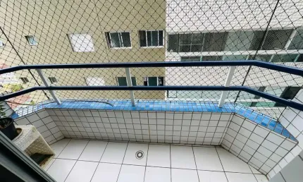 Apartamento 2 dormitórios 2 sacadas no canto do forte em praia grande - sp.