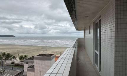 Apartamento à venda na Aviação, Praia Grande-SP: 1 quarto, 1 sala, 1 banheiro, 1 vaga de garagem, 63m² de área.