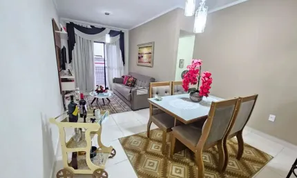 LINDO APARTAMENTO DE  2 DORMITÓRIOS, SENDO 1 SUÍTE, TODO REFORMADO A VENDA NO BAIRRO GUILHERMINA EM PRAIA GRANDE