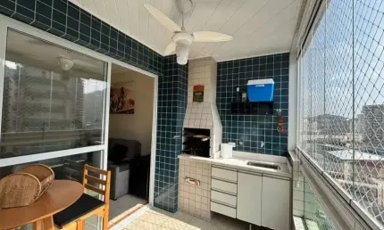 Imperdível apartamento de 2 dormitórios, sendo 1 suíte,  a venda no bairro canto do forte em praia grande
