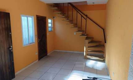 Aluguel de Casa no Mirim em Praia Grande-SP: 1 quarto, 1 suite, 1 sala, 60,00 m² de área!