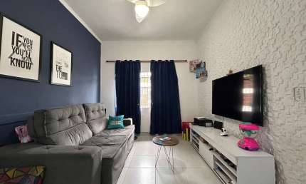 Imperdível Casa à Venda em Praia Grande-SP, Bairro Maracanã: 2 Quartos, 1 Suíte, 1 Sala, 3 Banheiros, 3 Vagas, 100m²!