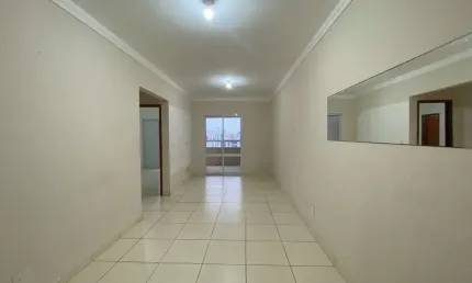 Apartamento para locação na guilhermina, praia grande-sp: 2 quartos, 1 suíte, 2 salas, 2 banheiros, 2 vagas de garagem - 82m²