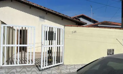 Casa para locação em praia grande-sp, bairro princesa: 1 quarto, 1 sala, 1 banheiro, garagem e área de 60m²!