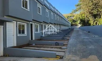 Casa em condomínio fechado com 2 quartos à venda na Rua Frederico Etzberger, 650, Nonoai, Porto Alegre por R$ 324.900