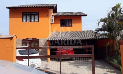 Casa com 3 quartos à venda na Rua Túnel Verde, 253, Ponta Grossa, Porto Alegre por R$ 300.000