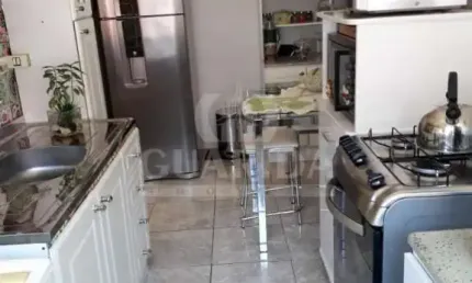 Apartamento com 2 quartos à venda na Rua Jóia, 55, Vila Nova, Porto Alegre por R$ 159.000