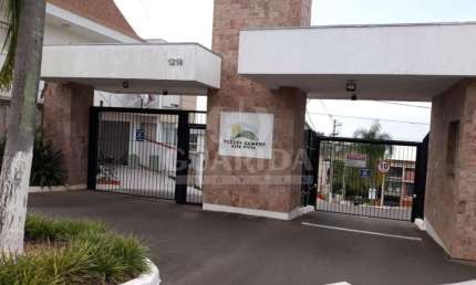 Terreno em condomínio fechado à venda na Avenida Protásio Alves, 12, Petrópolis, Porto Alegre por R$ 148.000