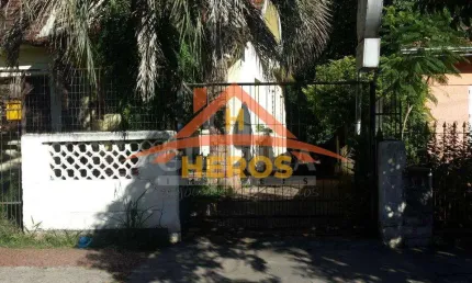 Terreno à venda na Rua Silveiro, 339, Menino Deus, Porto Alegre por R$ 1.450.000