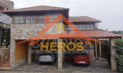 Casa com 4 quartos à venda na Rua Flor de Pessegueiro, 27, Vila Nova, Porto Alegre por R$ 500.000