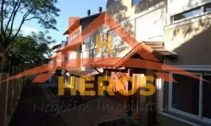 Casa em condomínio fechado com 3 quartos à venda na Rua Padre João Batista Reus, 526, Vila Conceição, Porto Alegre por R$ 1.350.000