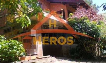 Chácara / sítio com 4 quartos à venda na Avenida João Antônio Silveira, 6705, Restinga, Porto Alegre por R$ 1.290.000