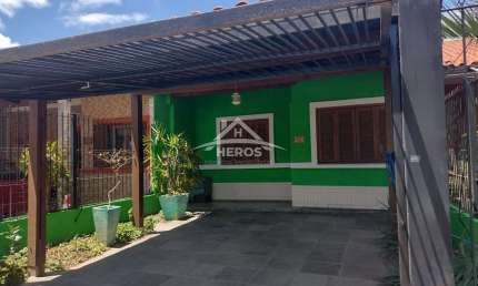 Casa com 2 quartos à venda na Rua João Pinheiro Machado, 200, Hípica, Porto Alegre por R$ 286.000