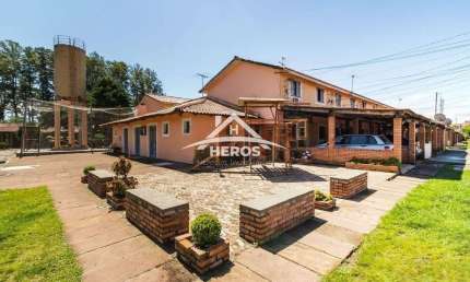 Casa em condomínio fechado com 2 quartos à venda na Avenida Edgar Pires de Castro, 2600, Hípica, Porto Alegre por R$ 191.000
