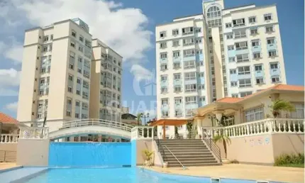 Apartamento com 3 quartos à venda na Avenida da Cavalhada, 4530, Cavalhada, Porto Alegre por R$ 379.900