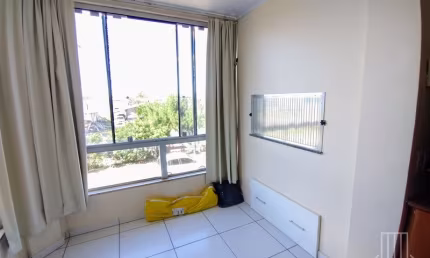 Lindo apartamento 1 dormitório com box em capao novo, pertinho do mar