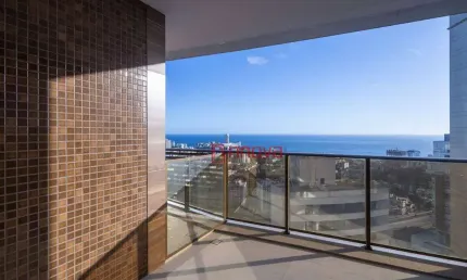 Apartamento Quatro Quartos para Venda no Horto Florestal