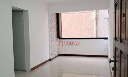 Apartamento com 2 dormitórios para alugar, 60 m² por R$ 2.666,49/mês - Pituba - Salvador/BA