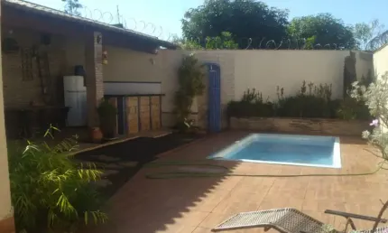 Casa com 2 quartos à venda no Presidente Roosevelt, Uberlândia 
