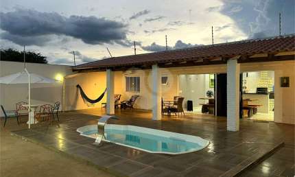 Casa com 4 quartos à venda na Das Camélias, Centro, Chapada dos Guimarães