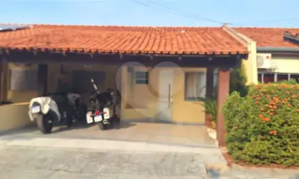 Casa em condomínio fechado com 3 quartos à venda na João Eugênio Gonçalves Pinheiro, Areão, Cuiabá