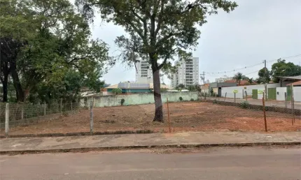 Terreno à venda na Paris, Despraiado, Cuiabá