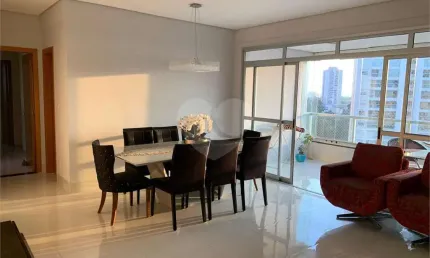 Apartamento com 4 quartos à venda em Jardim Mariana - MT