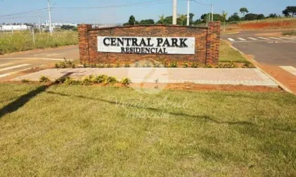 Terreno comercial à venda no Central Park Monte Mor, Monte Mor  por R$ 215.000