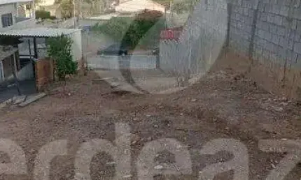 Terreno à venda no Jardim Portugal, Valinhos  por R$ 212.000