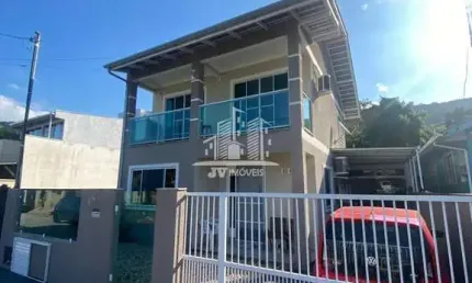 Casa com 3 quartos à venda na Rua 137, 850, Alto São Bento, Itapema